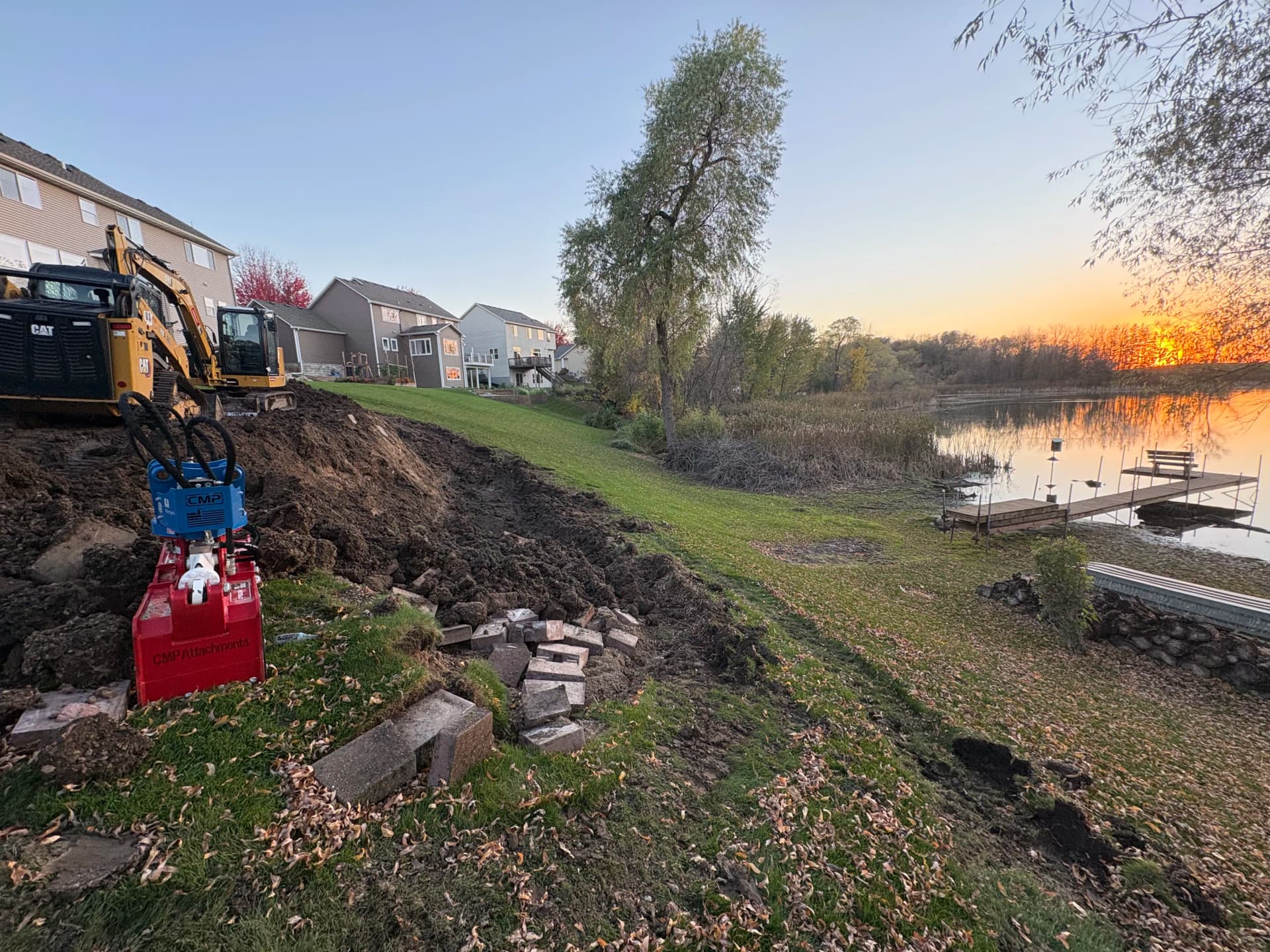 Gallery photos for Boulder Wall Build on a Lakefront Property: Image #2