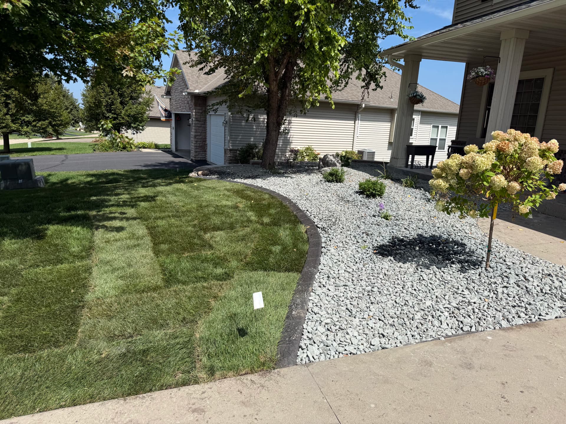 Gallery photos for Retaining Wall, Fresh Sod and Rock Beds in Elko New Market: Image #3